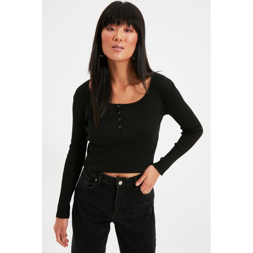 NWT Trendyol Women Slim fit Button placket Knit Blouse